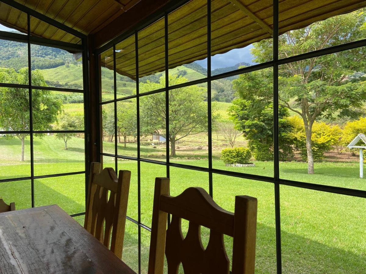 Villa Quinta Do Papagaio Pouso Alto Exterior foto